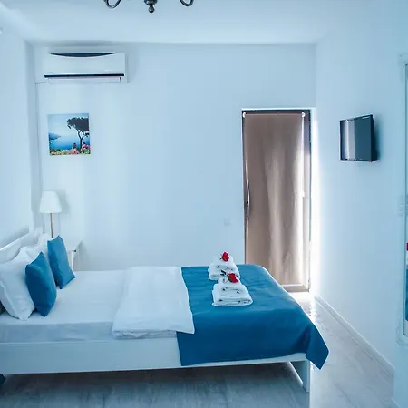 Lux Guest house 3*