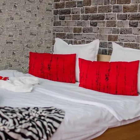 Lux Guest house