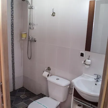 Lux 3* Bucharest