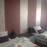 Lux Πανσιόν