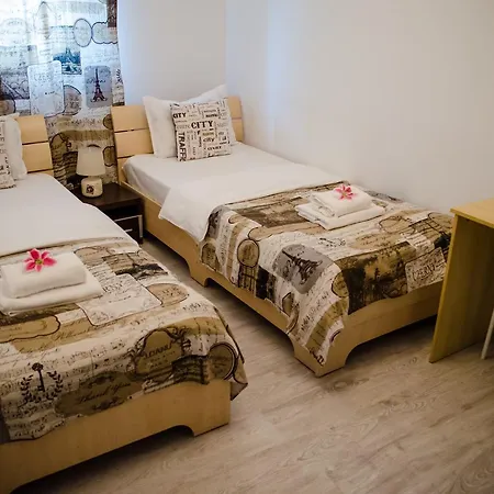 City Lux 3* بوخارست