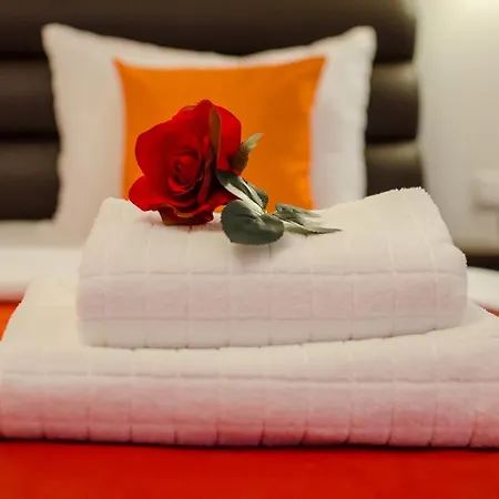 Lux Гостевой дом 3*