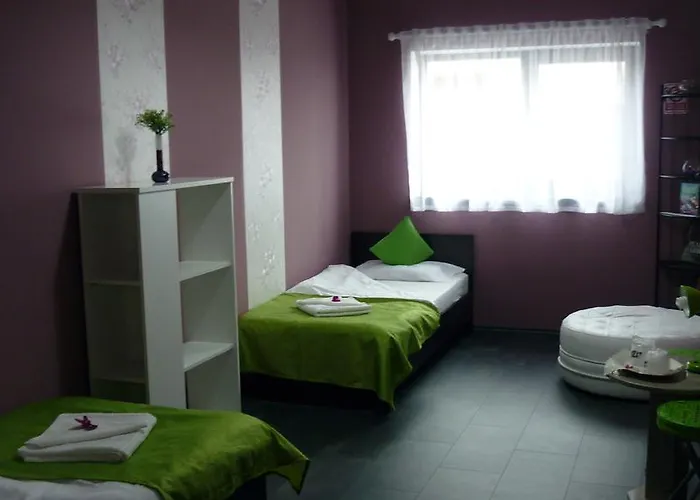 Lux 3* Bükreş
