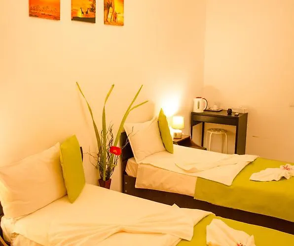 Lux 3*